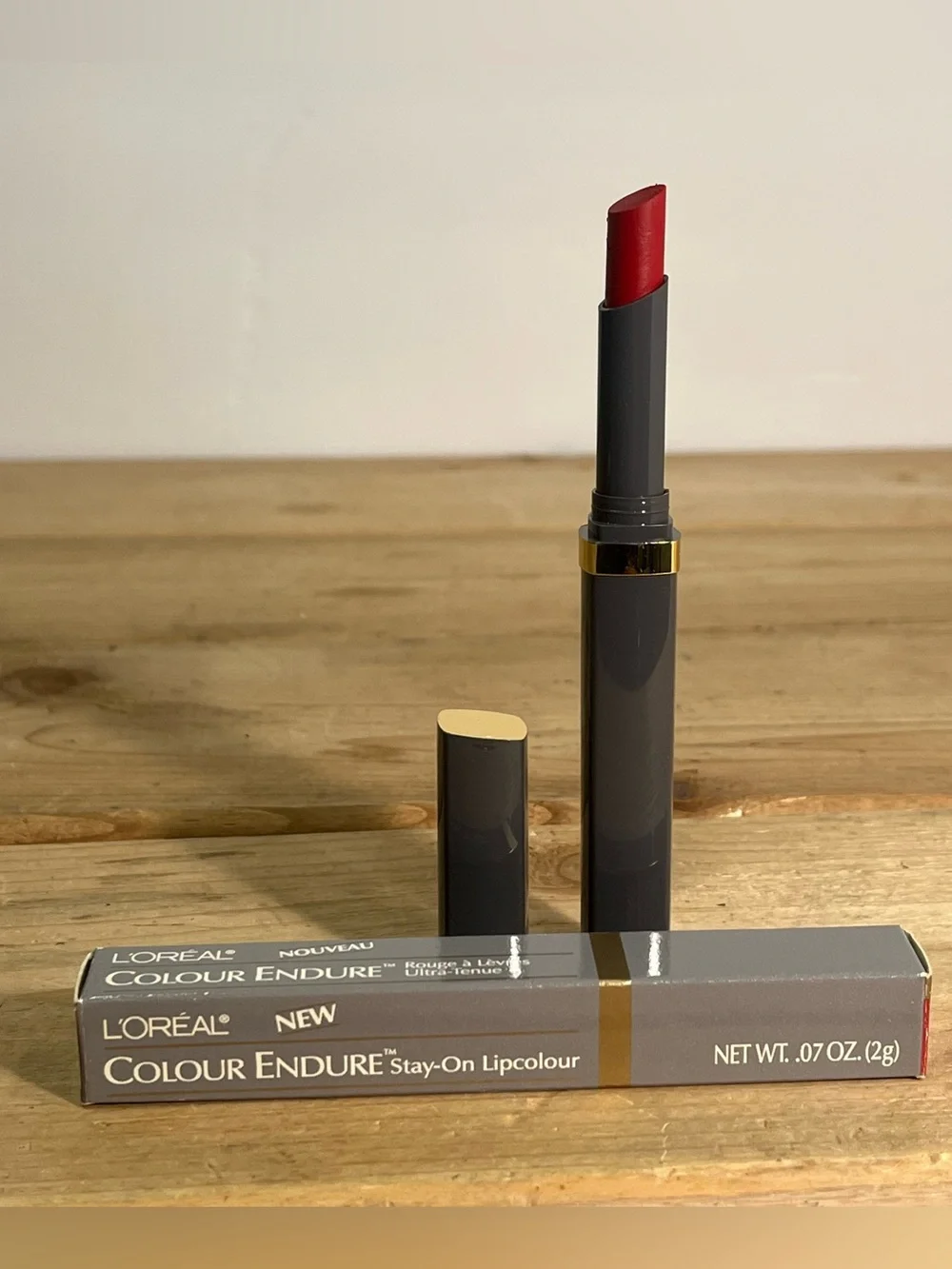 L'Oreal Colour Endure Stay-On Lipcolour - C02 Hearts Afire (2 Stick Bundle).